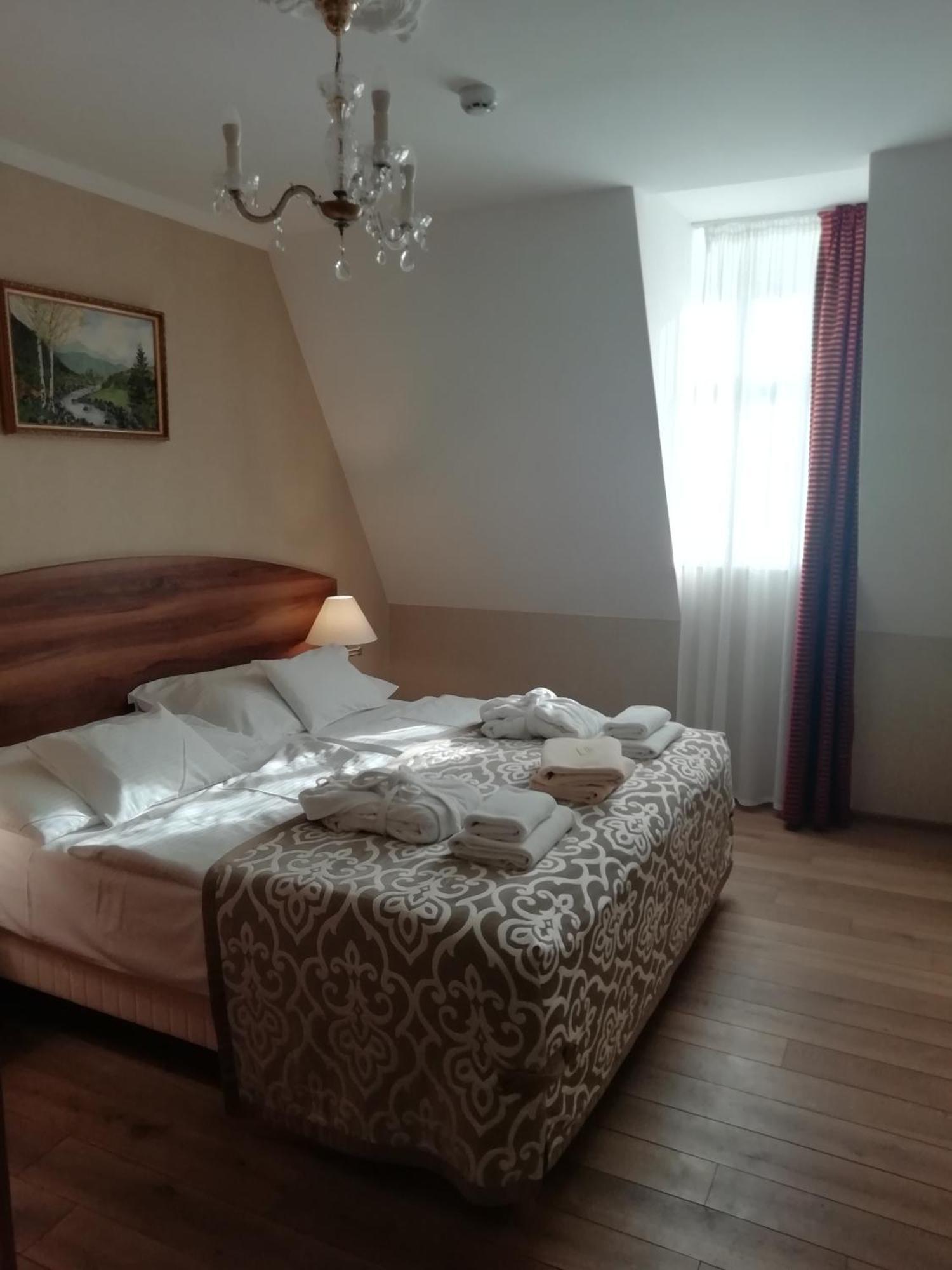 Batthyany Kastelyszallo Zalacsány Exteriör bild