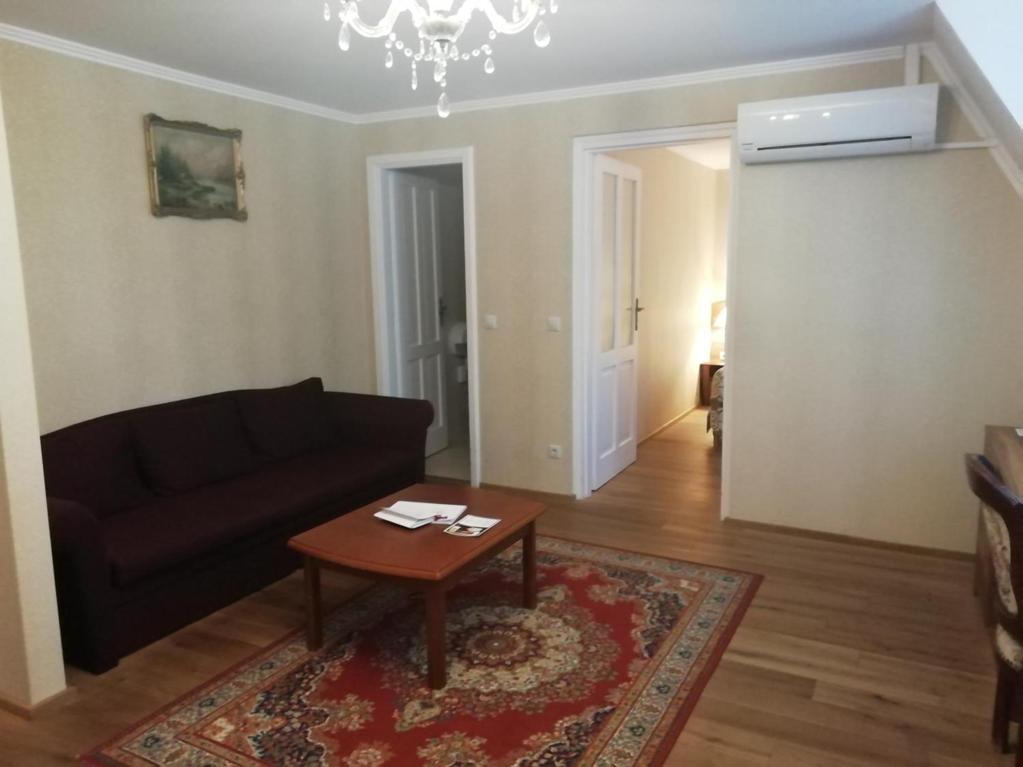 Batthyany Kastelyszallo Zalacsány Exteriör bild